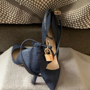 Denim Heels Must Go! Best Offer